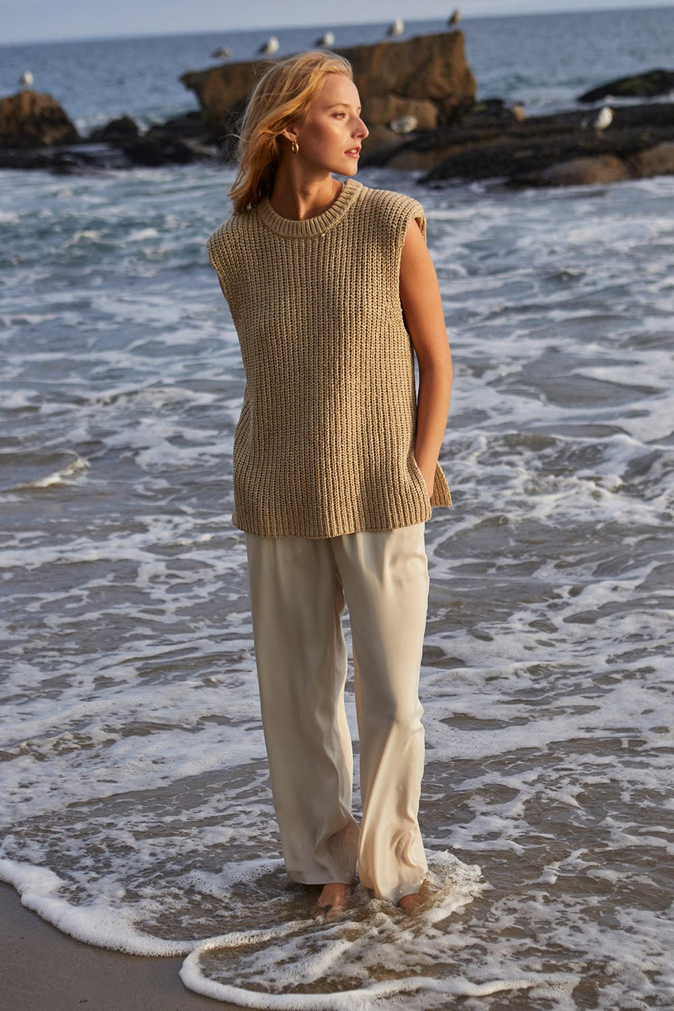 What are Neutral Colors for Clothes? | Styling | Crescent