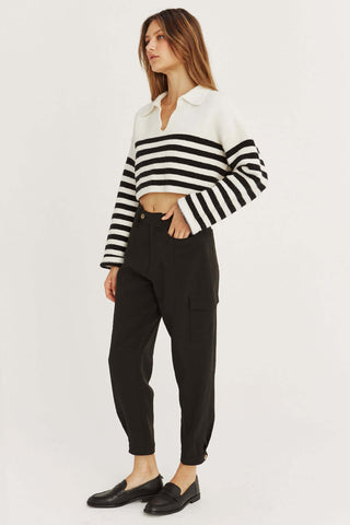 model wearing  black cargo pants ensemble
